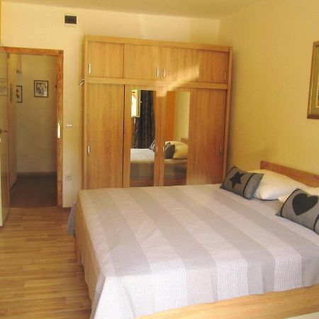 Apartmans And Rooms Dunjini Dvori Korčula Exterior foto