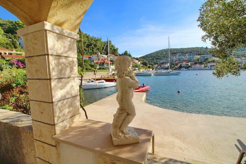 Apartmans And Rooms Dunjini Dvori Korčula Exterior foto
